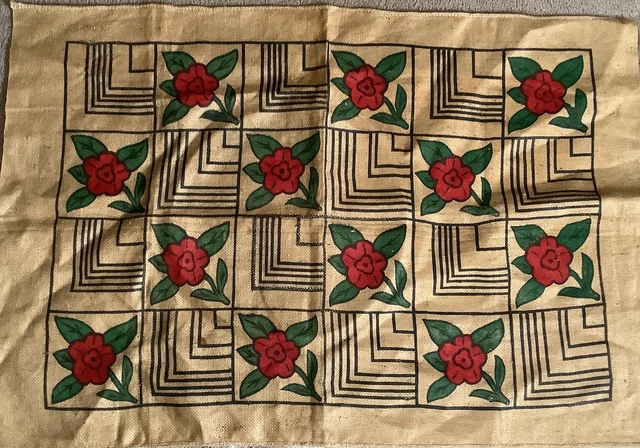 "Alfombra de enganche y flor de cabaña de troncos primitiva de colección con arpillera 22""x34"""
