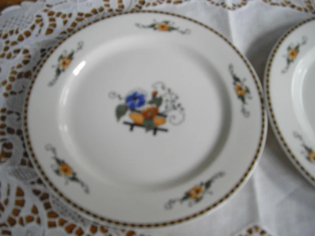 Vintage Syracuse China CHIQUITA Old Ivory O.P.Co 6 1/4" Plates ~ Set of 2 ~ 3