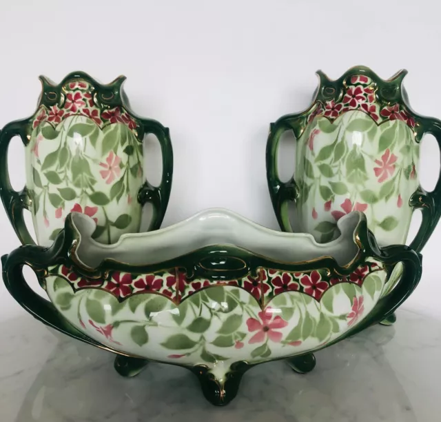 Luneville Keller et Guerin - Garnitures de Cheminée - Art Nouveau a decor floral