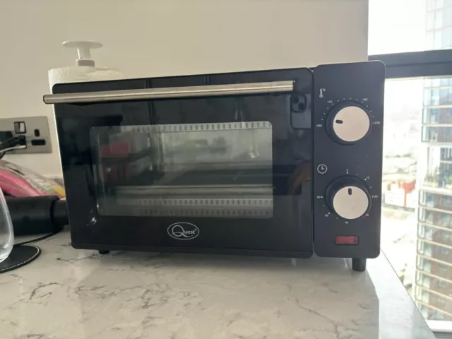 650W Quest Compact Oven 9L Capacity