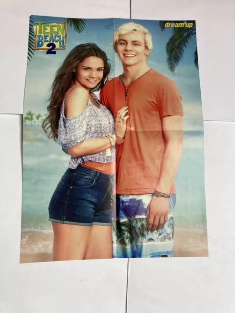 POSTER TEEN BEACH 2 MAIA MITCHELL ROSS LYNCH M POKORA 84 x 58 cm (25,5 x 17,6 in