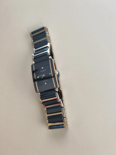 Montre Rado Diastar Intégral Jubilé Pour Femme - 18x22 Mm - Mouvement Quartz Suisse - Occasion