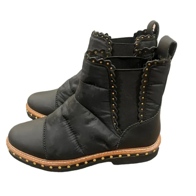 New Free People Atlas Puffer Chelsea Boots in Black