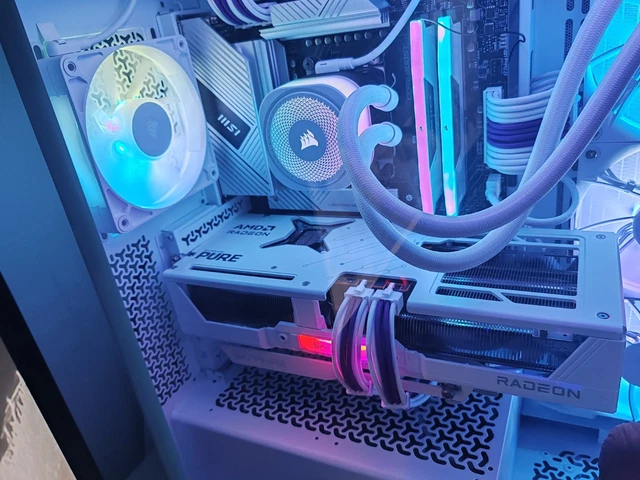 SAPPHIRE RADEON RX 9070 Xt Pure Gaming Oc 16Gb EUR 820 00 PicClick IT