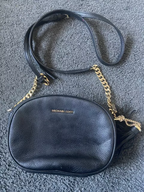 MICHAEL KORS BLACK Leather Crossbody Bag Used Once 31.00 PicClick UK