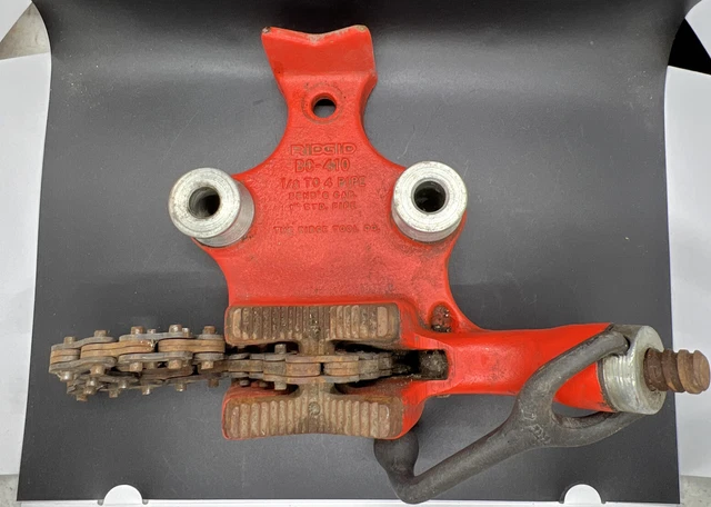 RIDGID BC-410A Top Screw Bench Pipe Chain Vise 1/8”-To 4Inch Pipe Bend -1”