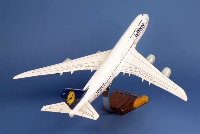 Boeing 747 - 8 LUFTHANSA / Avion / Aircraft / YAKAiR / Wood Modell / JumboJet