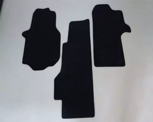 Teppich Fußmatten dicker Velour schwarz passend für VW Grand California 600 680