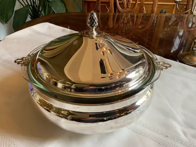 Silver-plated Chafing Dish with 3 quart Pyrex insert