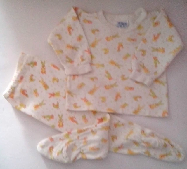 Pigiama Cotone Bianco con Modello Giallo/Arancione Cartoni Cartoni Coniglio, Gatto e...70 Pigiama Cotone Bianco con Modello Giallo/Arancione Cartoni Cartoni Coniglio, Gatto e...70