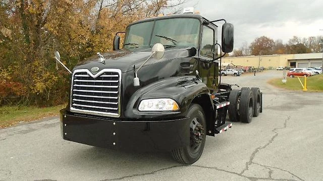 2006 Mack Vision Cxn613 Day Cab Road Tractor