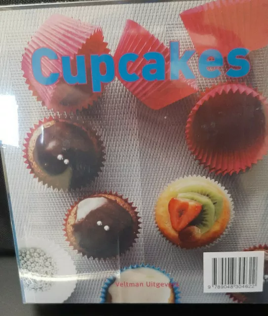 9 Cupcake / Muffin Backformen aus Silikon mit Rezeptbuch 2