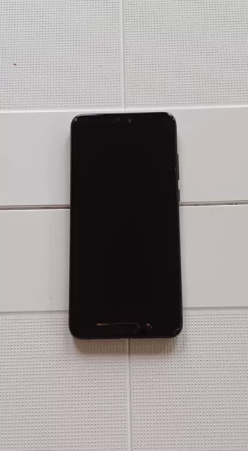 Handy Huawei P20 - 64GB - Schwarz - voll funktionsfähig- leichter Displayschaden