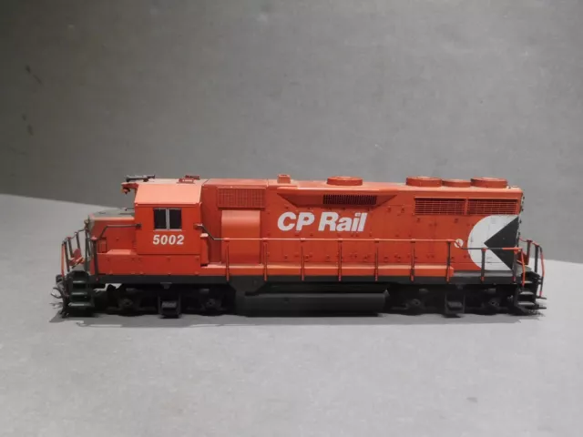 Kato HO Scale Diesel Locomotive CP Rail #5002 with DCC