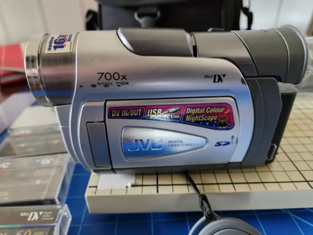 jvc videomovie camcorder