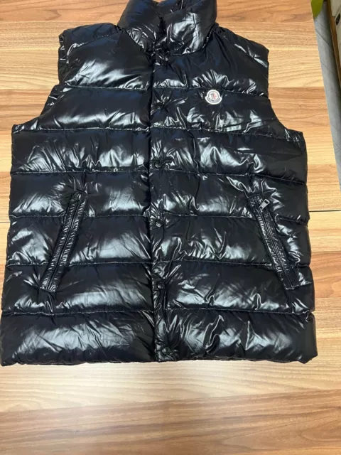 Pre-Owned Moncler Black Nylon Down Vest Tibb For Men Size:4