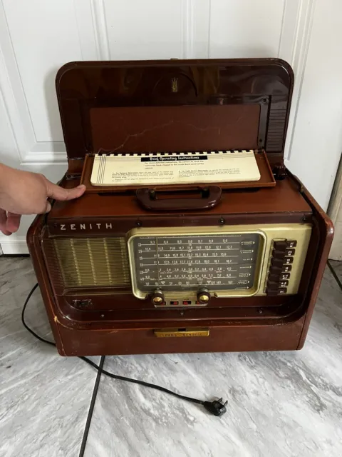 RARE Vintage Zenith Trans-Oceanic Wave Magnet Radio - Powers On- Manual