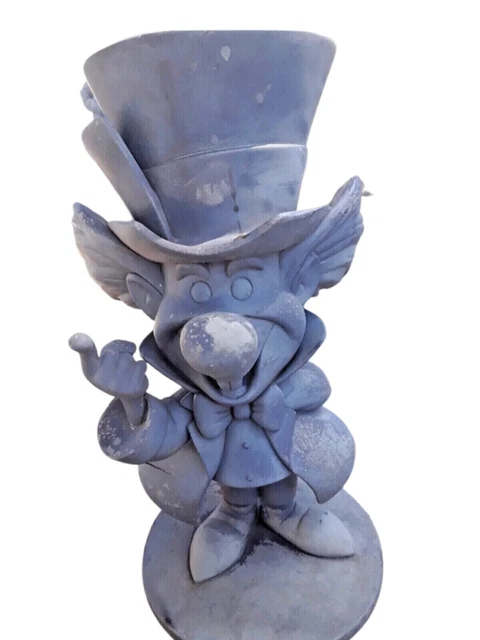 RARE Disney Alice in Wonderland MAD HATTER Garden Statue RARE Disney Alice in Wonderland MAD HATTER Garden Statue