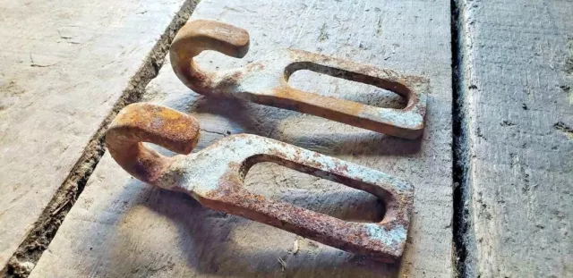 VINTAGE Antique Forged RUSTIC PRIMITIVE FARM BARN HOOKS SET of 2