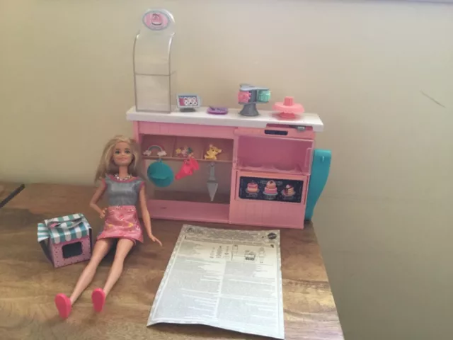 Barbie you can be anything cake decorating discount playset