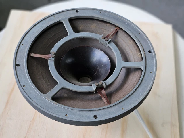 Axiom sales 80 speaker