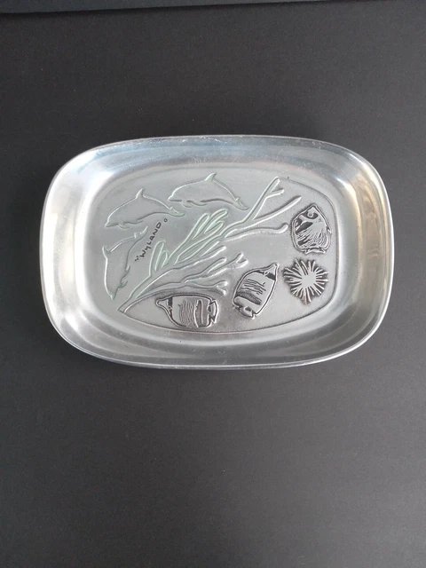 Rare Find! Wilton Armetale "Wyland - Dolphins & Fish" 9-1/4" Bread Tray *Pewter Rare Find! Wilton Armetale "Wyland - Dolphins & Fish" 9-1/4" Bread Tray *Pewter