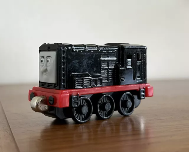 Thomas & Friends/ Take-n-Play/ Diesel (R9461)/ Die-Cast/ Train/ Mattel 2009