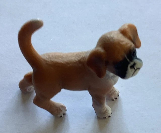 SCHLEICH 16391 – Boxer Welpe, Detailreiche Spielzeugfigur, Ca. 3,5 X 1,5 X 4 Cm