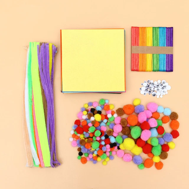 Hágalo usted mismo - artesanía para niños, diferentes pompones de color limpiador de pipas oruga