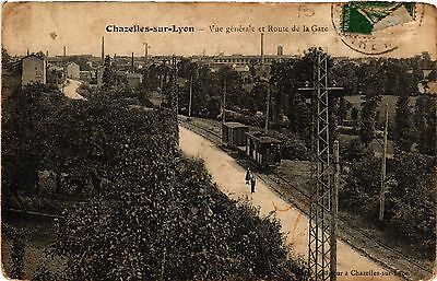 CPA CHAZELLES-sur-LYON - Vue générale et Route de la Gare (459972)