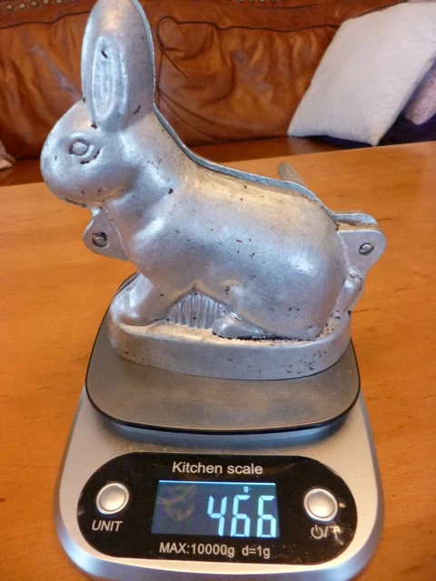 alte Backform Schokoladenform Kuchenform Alu Metall Osterhase Hase Ostern