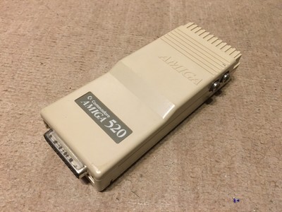 COMMODORE AMIGA A520 Modulatore RF/TV con due metri di cavo 