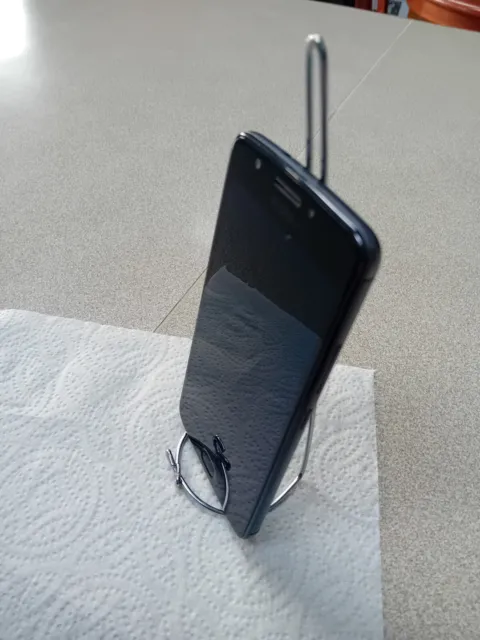 Motorola Moto E4  16GB - Iron Grey (Unlocked) Android Smartphone (free usedcase)
