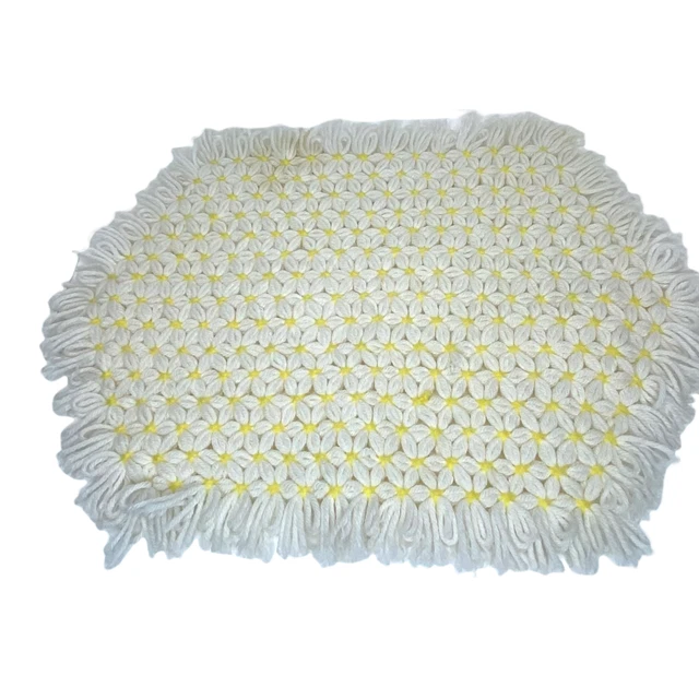 5 Hexagon Yellow And White Loom PLACEMATS Pretty Daisy Design handmade *dirty*