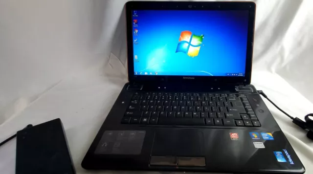 Lenovo IdeaPad Y560 - 0646 -  4GB - Excellent Conditions - Working
