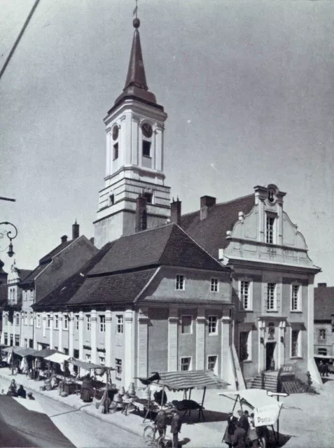 Pitschen/ Byczyna- Marktstände am Rathaus (Schlesien) 1935