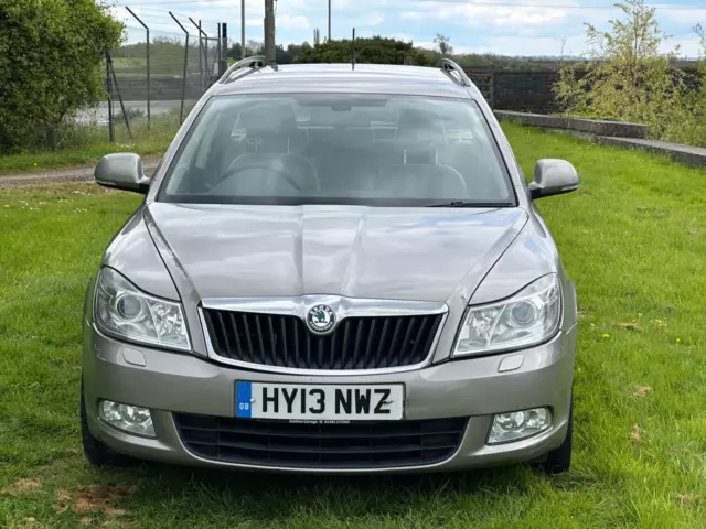 2013 Skoda Octavia 2.0 TDI CR Elegance 5dr ESTATE Diesel Manual