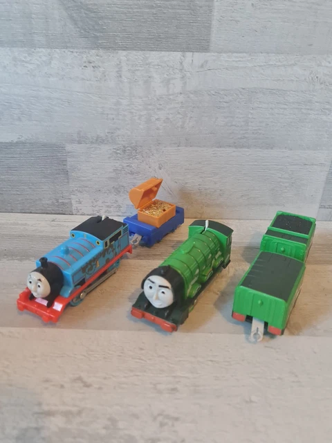 Trackmaster Pattern Image TRACKMASTER FLYING SCOTSMAN And Thomas The Tank Engine COIN PATTERN £11 ...
