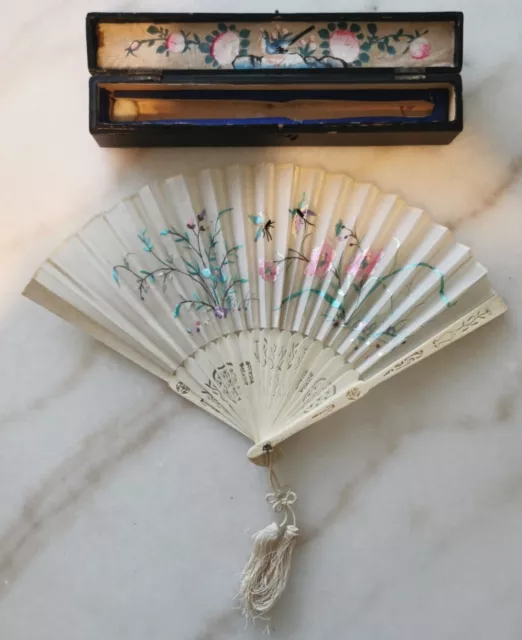 c1900 Antique JAPANESE Silk Embroidered Fan In Original hand painted Box