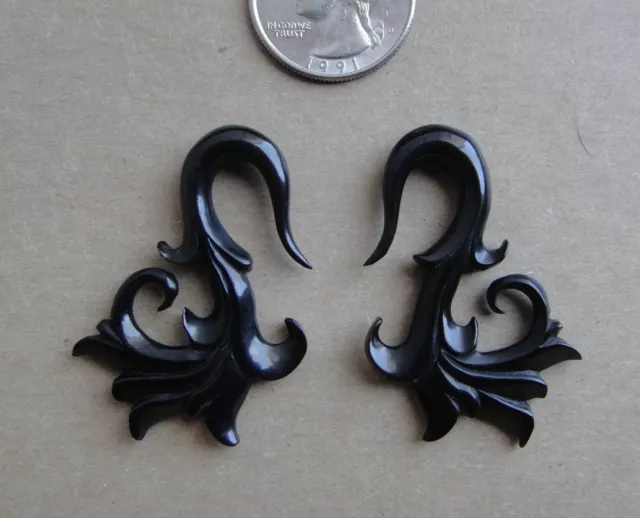 Pair Hand Carved Tribal Floral Horn Spirals Hook Flower Ear Taper Plugs Gauges