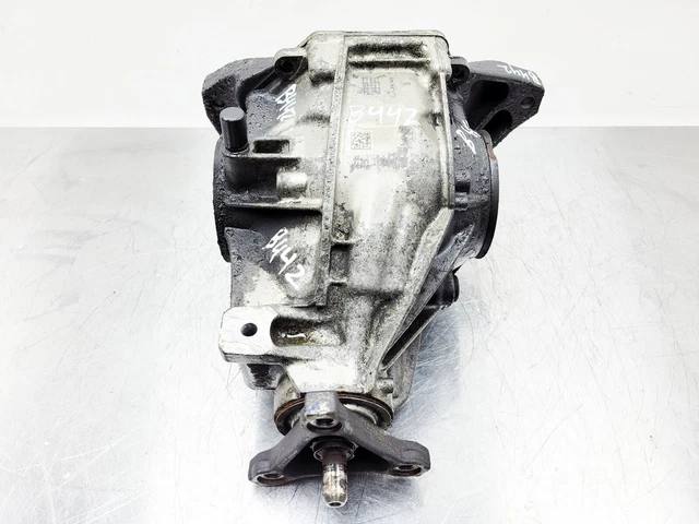 MERCEDES C CLASS W205 Rear Differential Diff 2.1 Diesel 2053508707 2014 ...