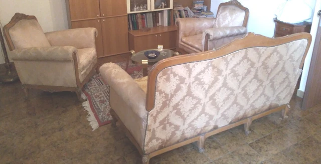 XIX sec. SPLENDIDO DIVANO CON DUE POLTRONE