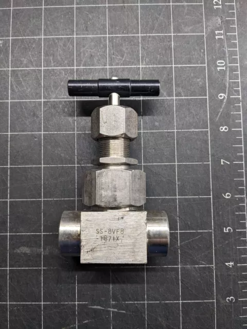 Swagelok Whitey 1/2"  FNPT  Needle Valve SS-8VF8 Stainless, Similar to SS-12NBF8