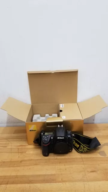 Nikon D700 12.1 MP Digital SLR Camera - Black B