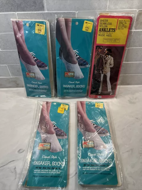 Vintage Kmart Sneaker Socks 4 pairs- White- 1 pair Nylon Anklets