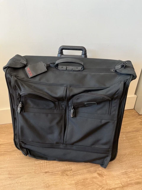 Tumi Wheel-A-Way 50” Deluxe Rolling Oversized Garment Bag 2233 Black Nylon