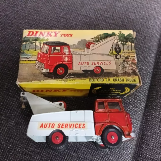 DINKY TOYS 434 BEDFORD TK CRASH TRUCK near  mint ORIGINAL+ guter original  box