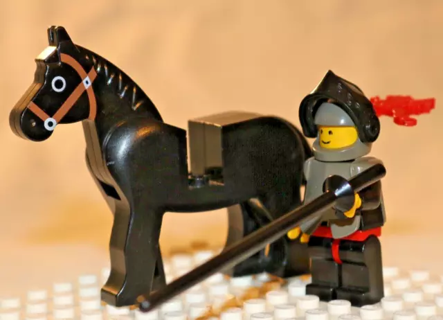 LEGO BLACK KNIGHT and Horse cas166 vintage 90s dragon Castle minifigure 6086 28.00 PicClick CA