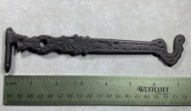 Antique Victorian Eastlake Cast Iron Ornate Oil Lamp Hook Plant Hanger