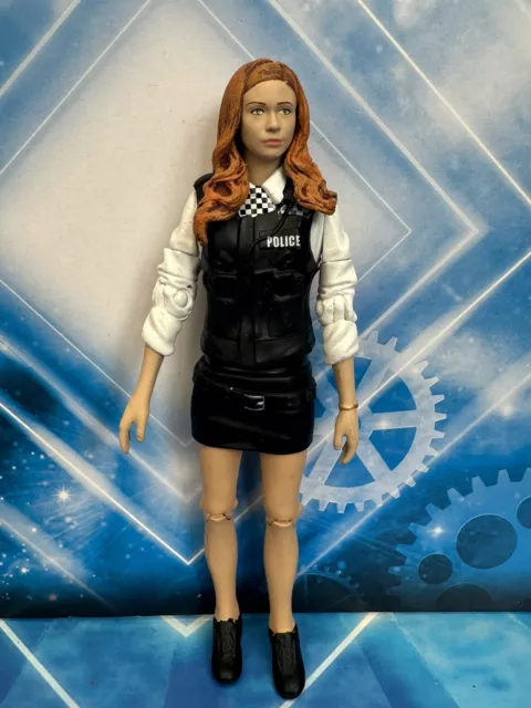 Doctor Who 5.5 Inch Scale Action Figure Eleventh Doctors Assistant Amy Pond